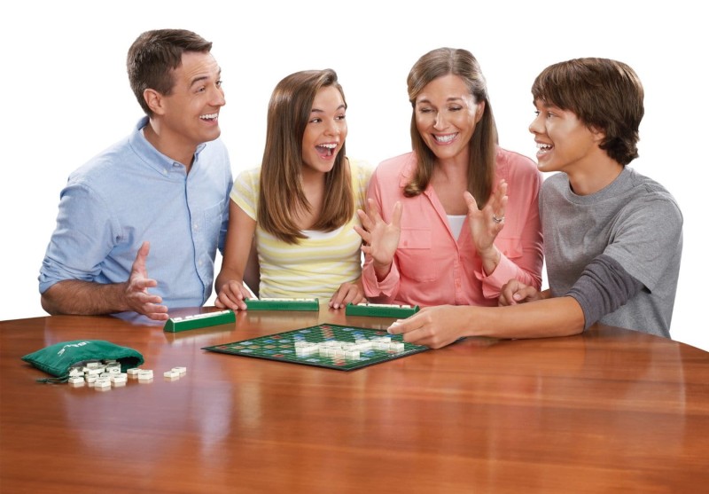 Gra Mattel Y9592 Scrabble Orginal - Wersja UK