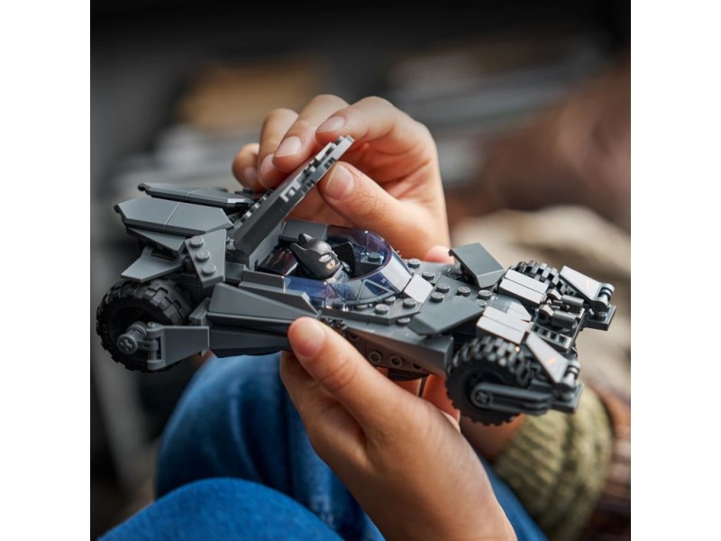 76331-batmobil4.jpg