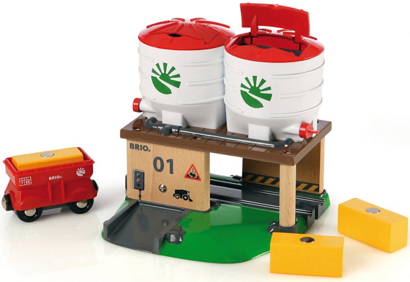 BRIO Silos na Zboże z Wagonem 33603