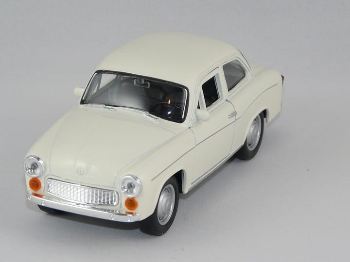Model 1:34 Syrena 105 Welly