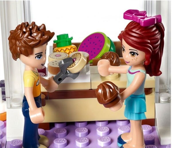Klocki LEGO Friends 41118 Supermarket z Heartlake