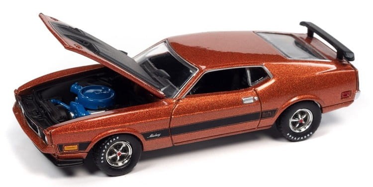 Auto World - Vintage Muscle - 1973 Ford Mustang Mach 1 AW64352
