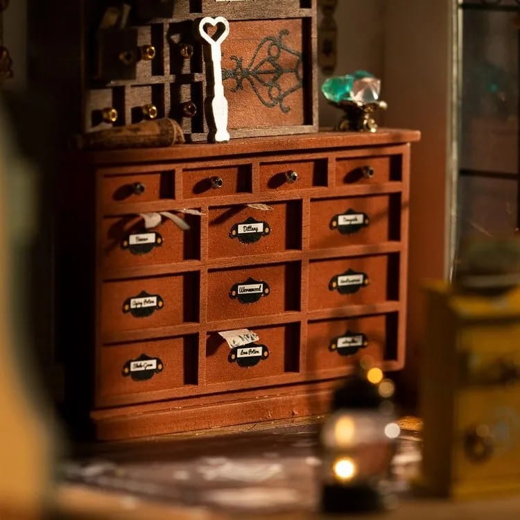 Robotime - Model 3D - Kiki's Magic Emporium DG155