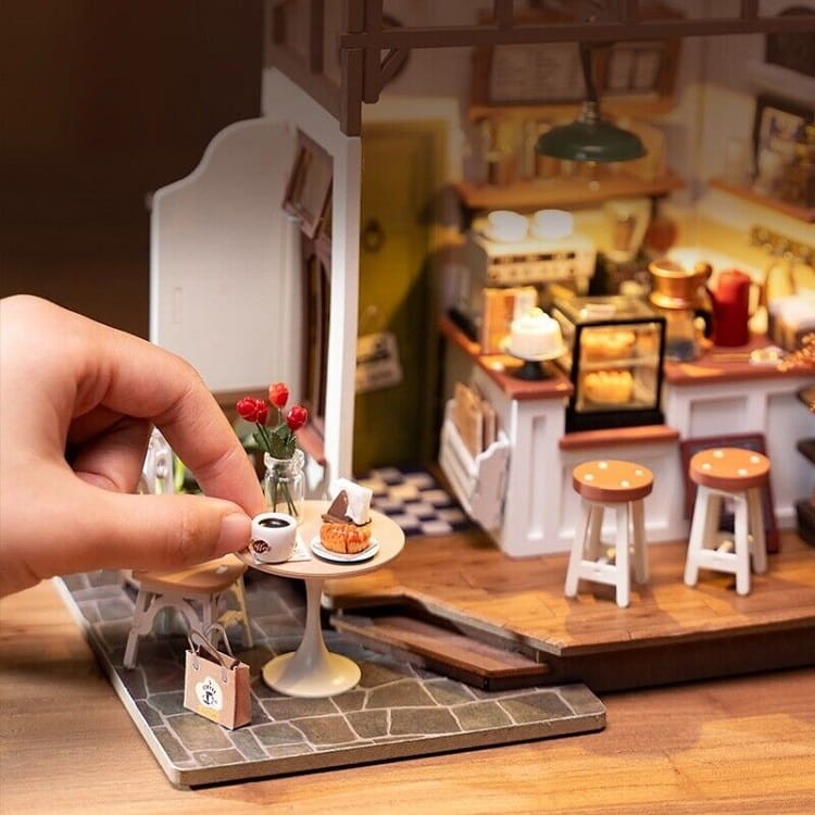 Robotime - Model 3D - Kawiarnia DG162
