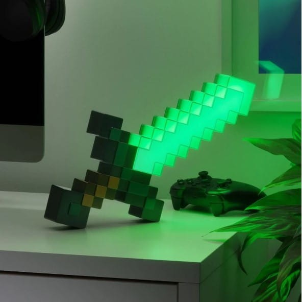 Minecraft – Lampka LED Diamentowy miecz 28026